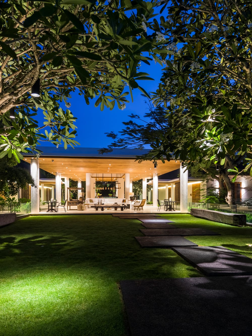 After Dark – The Estate, Uluwatu
